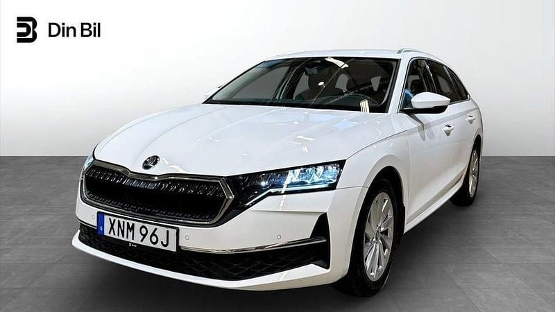 Vit Begagnad 2025 Skoda Octavia Selection Kombi | 289 900 kr (Bra pris) - Bild 1/4