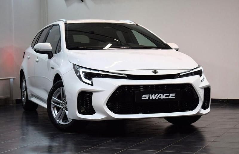 Ny Suzuki Swace 140 HK (102 kW) 2025 Svart metallic Kombi