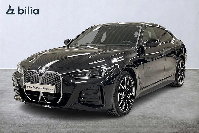 Begagnad BMW i4 Comfort Edition 250 kW (340 HK) 2026 Svart Sedan