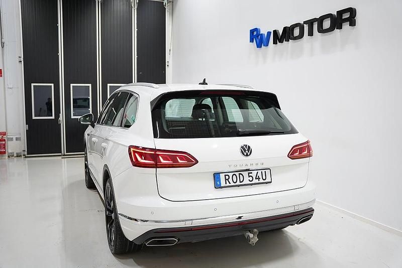 Begagnad VW Touareg 286 HK (210 kW) 2021 Vit SUV