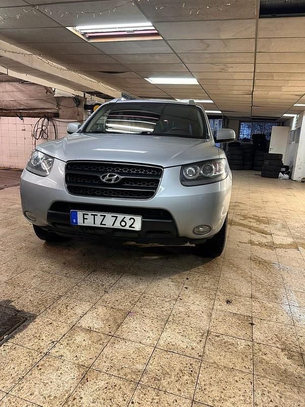 Begagnad 2007 Hyundai Santa Fe SUV | 52 000 kr (Bra pris) - Bild 1/4