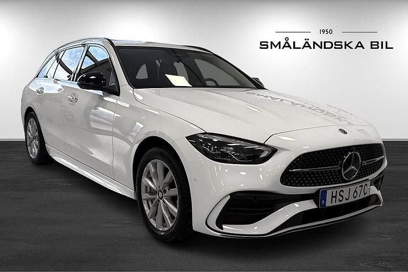 Begagnad Mercedes C300e AMG line 230 HK (169 kW) 2023 Vit Kombi