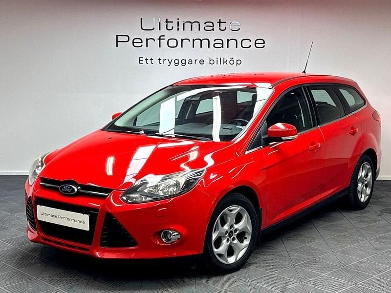 Röd Begagnad 2014 Ford Focus Titanium Kombi | 45 000 kr (Superpris) - Bild 1/4