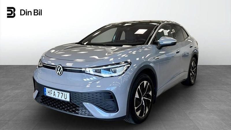 Grå (moonstone grey black) Begagnad 2022 VW ID.5 Comfortline SUV | 309 800 kr (Marknadspris) - Bild 1/4