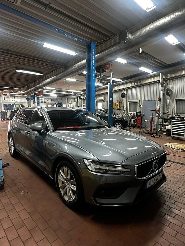 Begagnad Volvo V60 190 HK (139 kW) 2019 Kombi