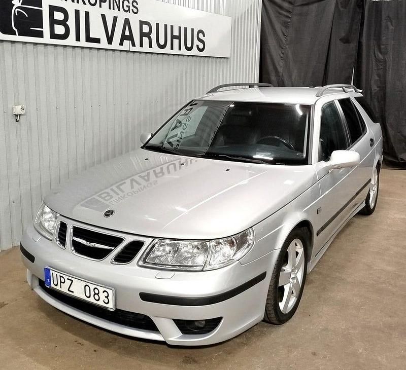 Begagnad Saab 9-5 Aero 250 HK (183 kW) 2003 Ljusgrå Kombi