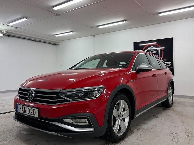 Begagnad VW Passat Alltrack 190 HK (139 kW) 2020 Röd Kombi