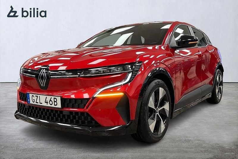 Röd Begagnad 2023 Renault Mégane IV Equilibre Halvkombi | 239 900 kr (Bra pris) - Bild 1/3