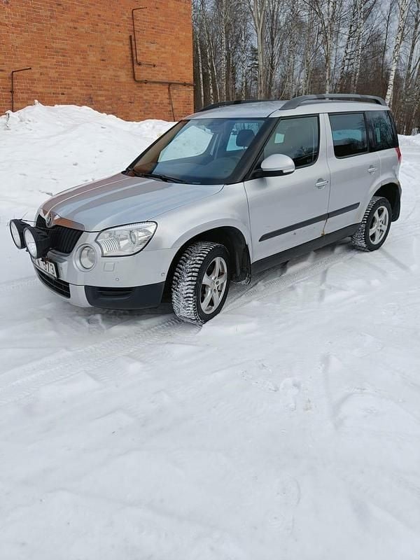 Begagnad Skoda Yeti 140 HK (102 kW) 2011 SUV