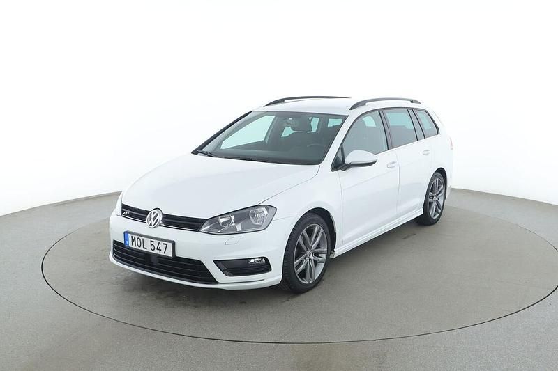 Vit Begagnad 2014 VW Golf VII Highline Kombi | 127 000 kr (Lite dyr) - Bild 1/3