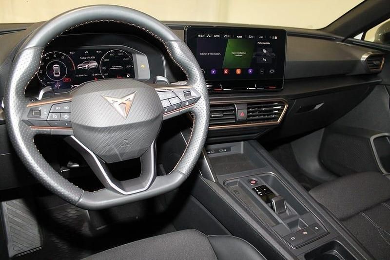 Begagnad Cupra Leon 150 HK (110 kW) 2024 Vit (candy white) Kombi