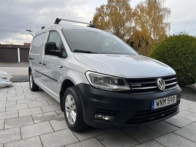 Silver Begagnad 2020 VW Caddy Maxi Minibuss | 110 000 kr (Superpris) - Bild 1/4