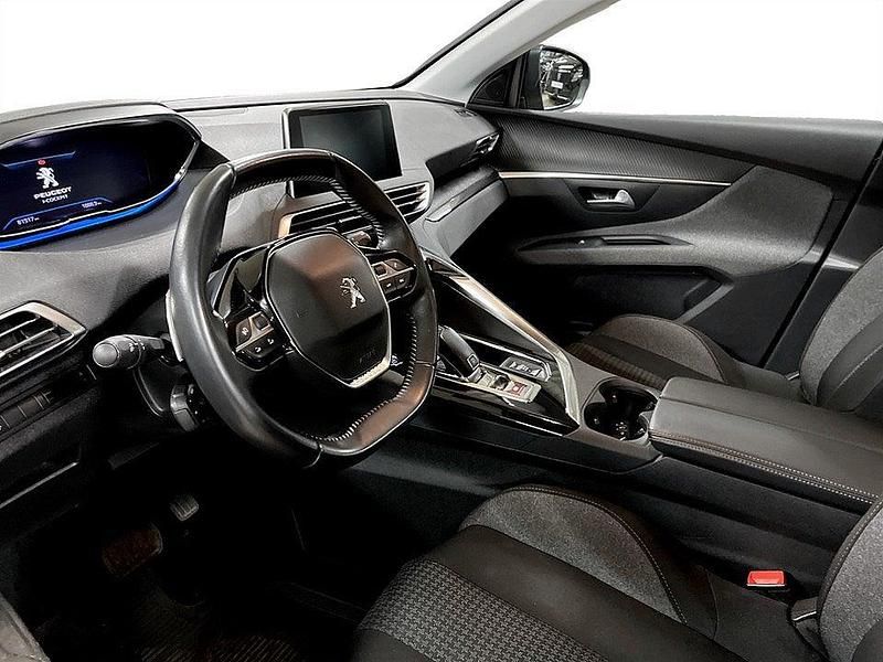 Begagnad Peugeot 5008 Active 131 HK (96 kW) 2021 Svart SUV