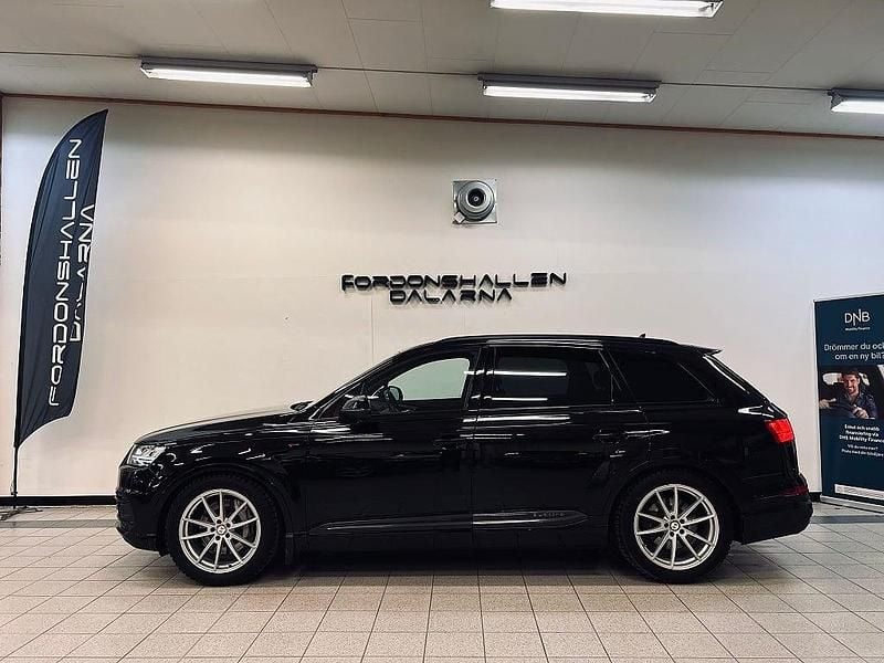 Begagnad Audi Q7 S-Line 272 HK (200 kW) 2017 Svart SUV