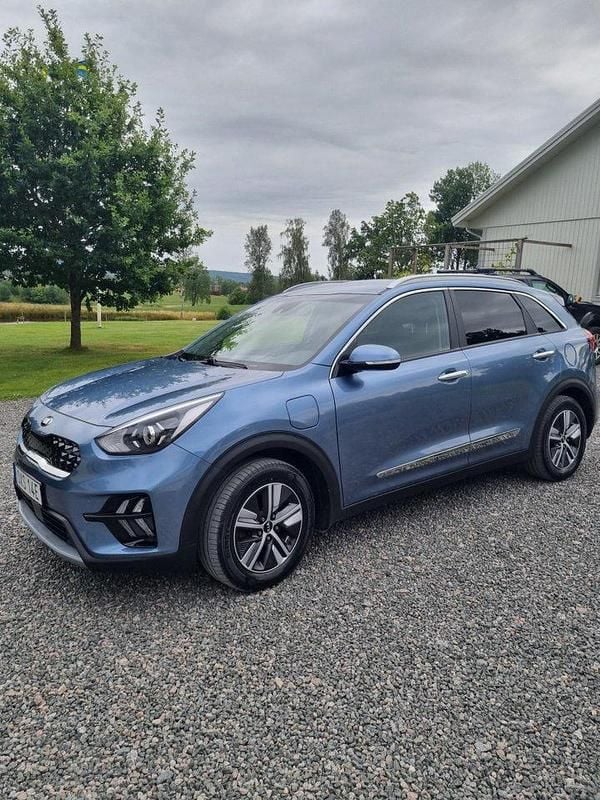 Blå Begagnad 2021 Kia Niro Advance SUV | 238 000 kr (Marknadspris) - Bild 1/4