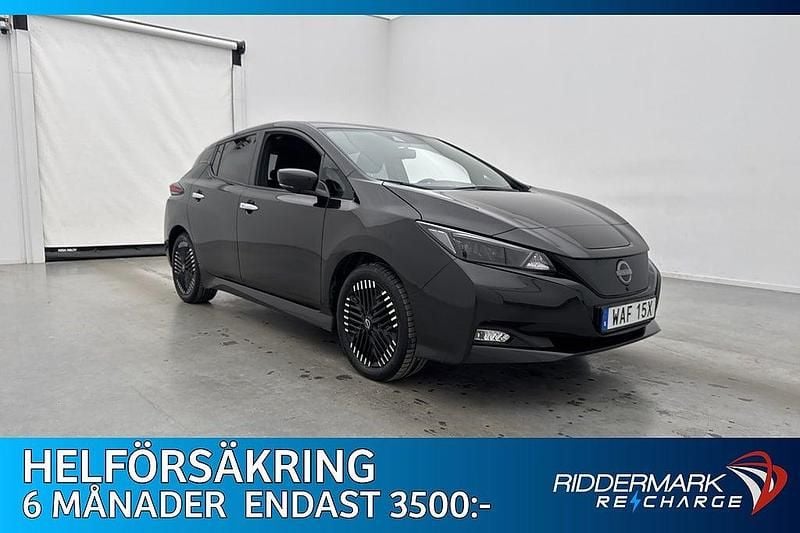Svart Begagnad 2022 Nissan Leaf 360º Halvkombi | 164 900 kr (Marknadspris) - Bild 1/3