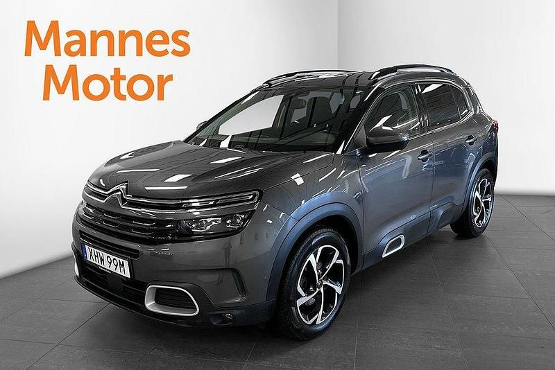 Grå Begagnad 2019 Citroën C5 Aircross PureTech SUV | 184 900 kr (Marknadspris) - Bild 1/4