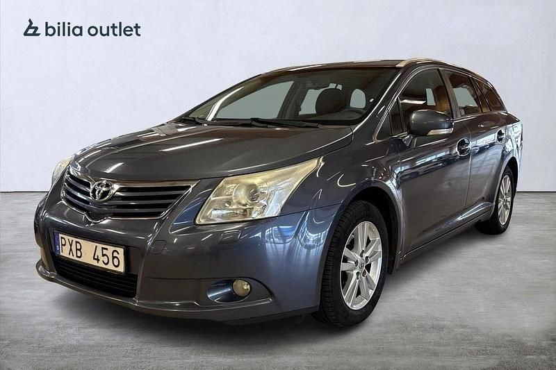 Mörkblå Begagnad 2010 Toyota Avensis Business Edition Kombi | 59 900 kr (Marknadspris) - Bild 1/4
