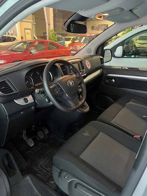 Begagnad Toyota Proace Verso 120 HK (88 kW) 2019 Silver Kombi