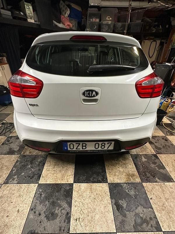 Begagnad 2014 Kia Rio | 47 000 kr (Bra pris) - Bild 1/4