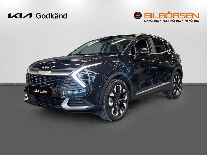 Svart Ny 2025 Kia Sportage Advance SUV | 444 475 kr (Bra pris) - Bild 1/4