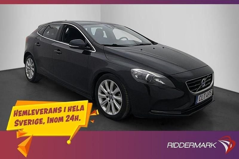 Begagnad Volvo V40 116 HK (85 kW) 2014 Svart Halvkombi