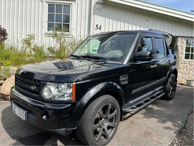 Svart Begagnad 2013 Land Rover Discovery 4 SUV | 180 000 kr (Superpris) - Bild 1/3