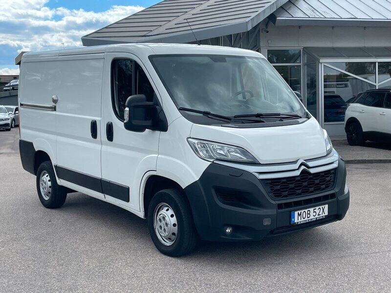 Vit Begagnad 2021 Citroën Jumper Minibuss | 169 900 kr (Marknadspris) - Bild 1/4