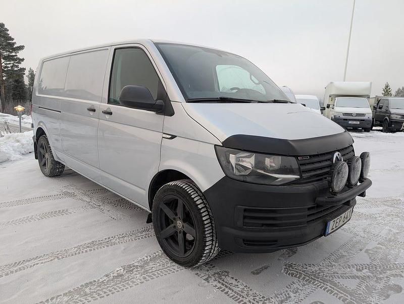 Begagnad VW T6 150 HK (110 kW) 2018 Silver Van
