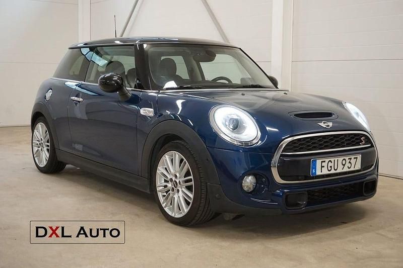 Blå Begagnad 2014 Mini Cooper S Halvkombi | 128 900 kr (Marknadspris) - Bild 1/4