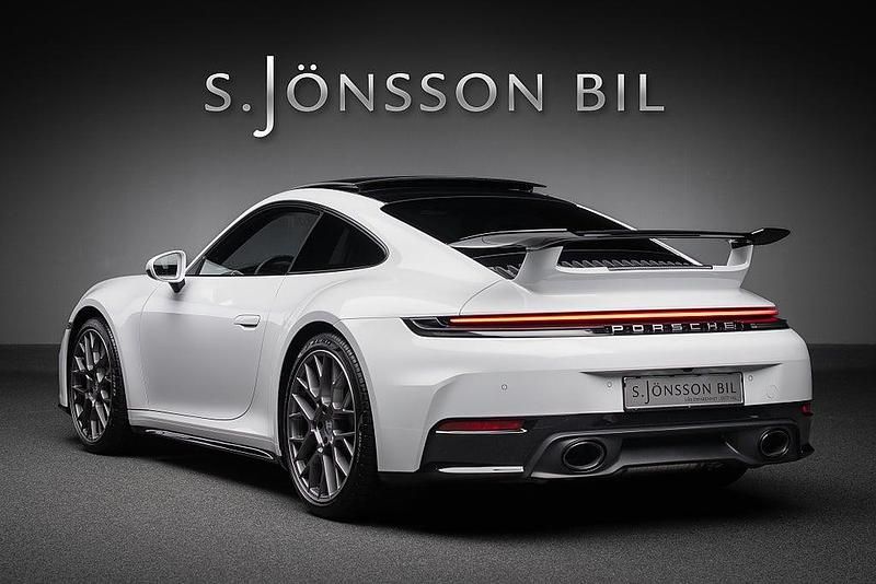 Begagnad Porsche 911 Carrera 2025