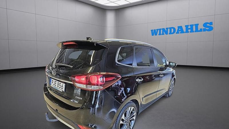 Begagnad Kia Carens Advance 143 HK (105 kW) 2017 Svart Minibuss