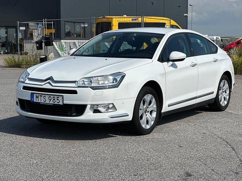 Vit Begagnad 2012 Citroën C5 Sedan | 39 900 kr (Superpris) - Bild 1/4