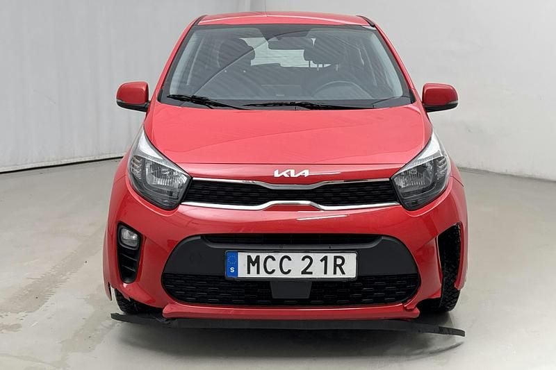 Begagnad Kia Picanto 67 HK (49 kW) 2022 Röd Halvkombi
