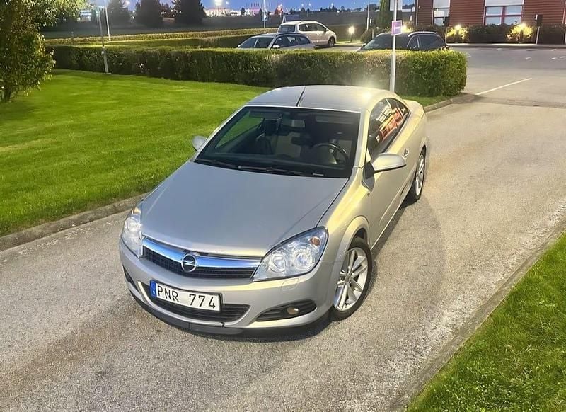 Begagnad Opel Astra 115 HK (84 kW) 2007