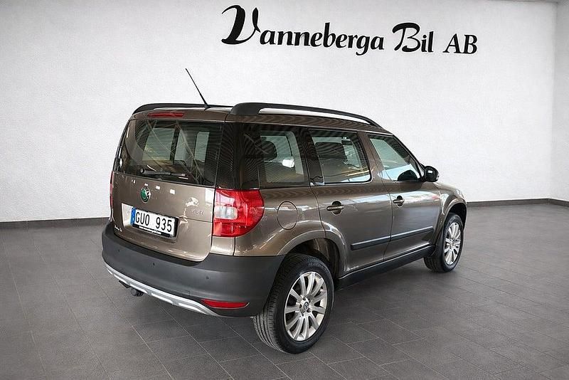 Begagnad Skoda Yeti 2011 Brun SUV