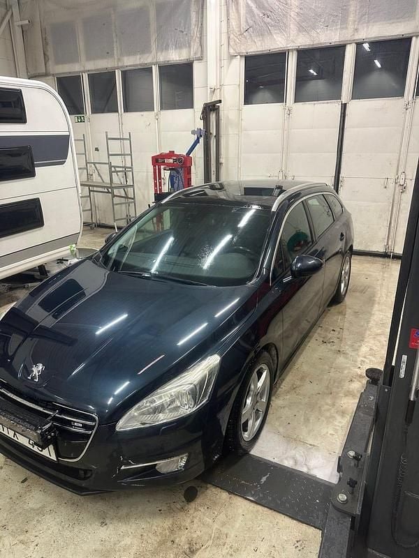 Begagnad 2012 Peugeot 508 SW Kombi | 39 000 kr (Bra pris) - Bild 1/4