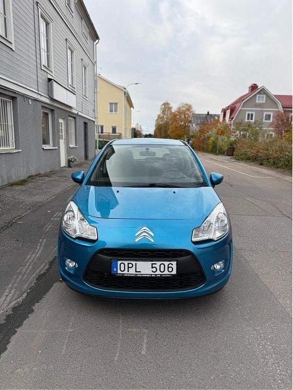 Blå Begagnad 2010 Citroën C3 Halvkombi | 27 500 kr (Superpris) - Bild 1/4