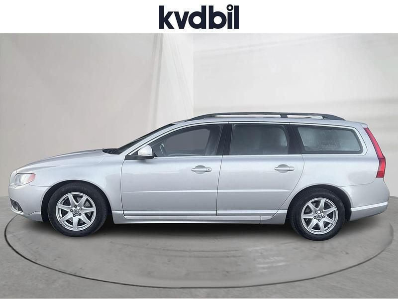 Begagnad Volvo V70 2012 Grå Kombi