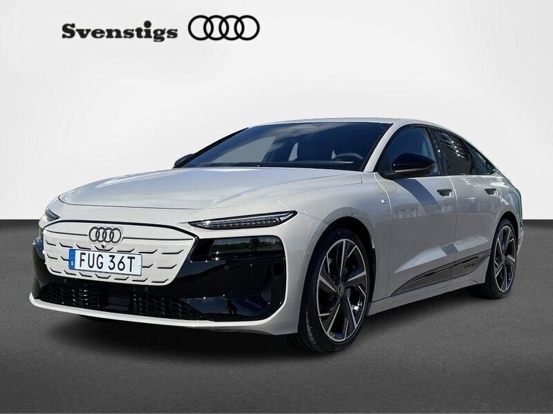 Ljusbrun Ny 2025 Audi e-tron S-Line SUV | 952 900 kr - Bild 1/4