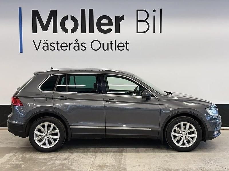 Begagnad VW Tiguan 150 HK (110 kW) 2018 Silver (indiumgrå metallic) SUV