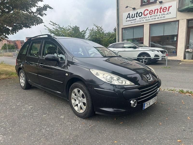 Svart Begagnad 2006 Peugeot 307 Kombi | 24 000 kr (Marknadspris) - Bild 1/4