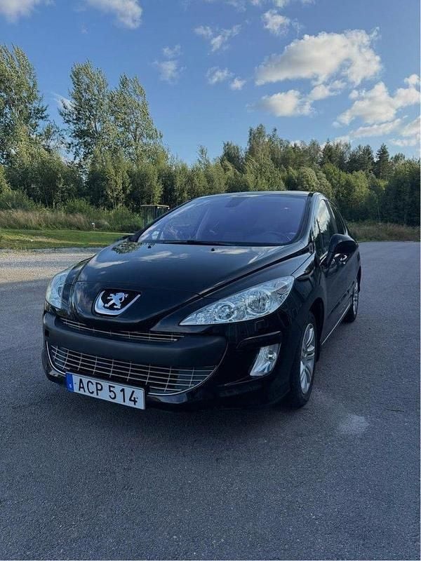 Begagnad 2008 Peugeot 308 Halvkombi | 31 000 kr (Marknadspris) - Bild 1/4