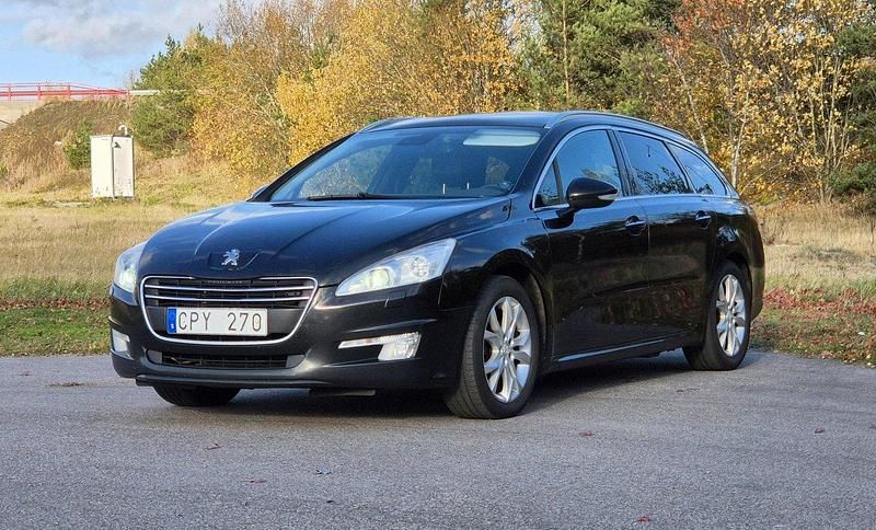 Svart Begagnad 2011 Peugeot 508 Kombi | 39 000 kr (Marknadspris) - Bild 1/4