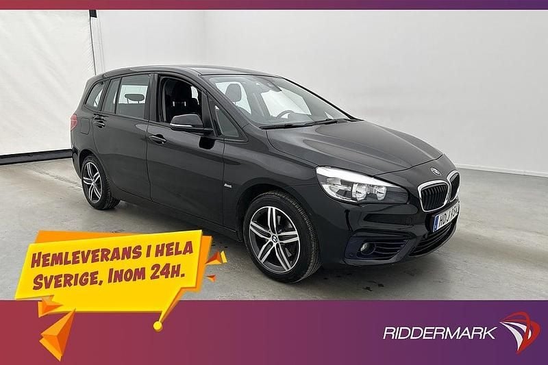 Svart Begagnad 2015 BMW 218 Sport Line Minibuss | 149 900 kr (Lite dyr) - Bild 1/3