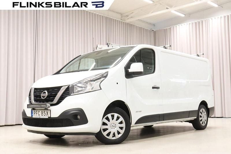 Vit Begagnad 2020 Nissan NV300 Van | 189 700 kr (Lite dyr) - Bild 1/4