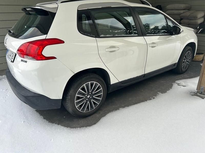 Begagnad 2015 Peugeot 2008 SUV | 70 000 kr (Marknadspris) - Bild 1/3