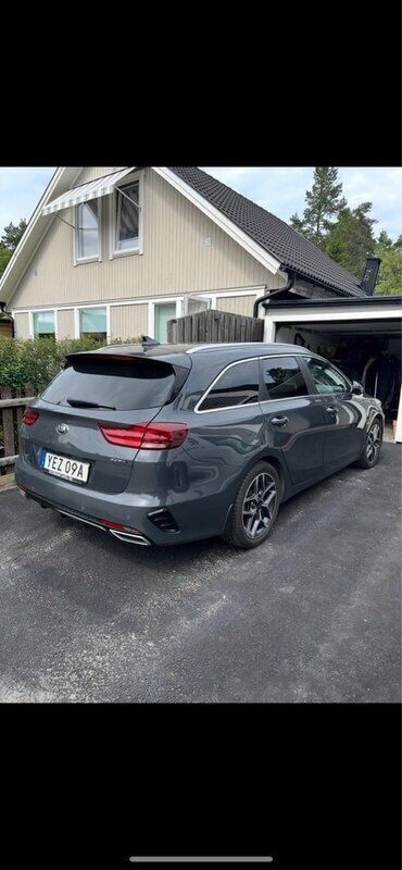 Grå Begagnad 2020 Kia Ceed Sportswagon GT-Line Kombi | 135 000 kr (Bra pris) - Bild 1/4