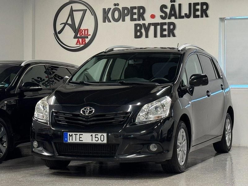 Svart Begagnad 2012 Toyota Verso Minibuss | 69 900 kr (Marknadspris) - Bild 1/4