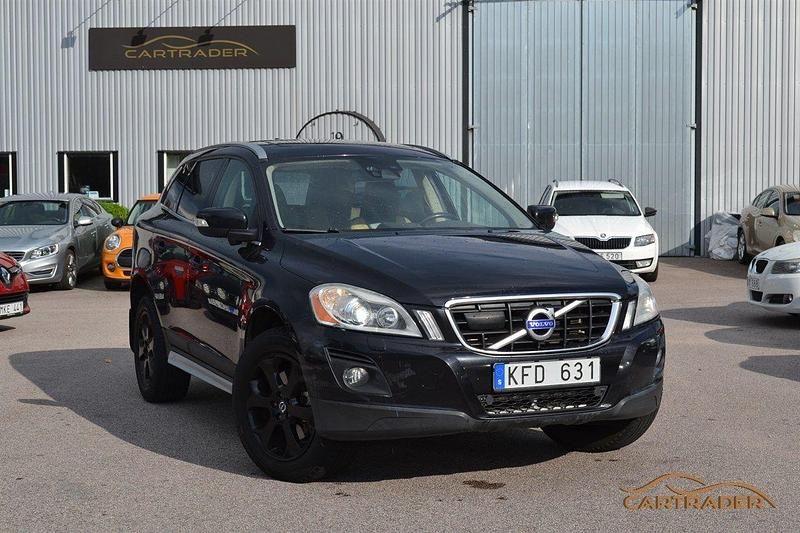 Svart Begagnad 2010 Volvo XC60 Summum SUV | 89 900 kr (Lite dyr) - Bild 1/4
